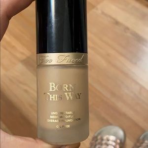 Too faced born this way foundation